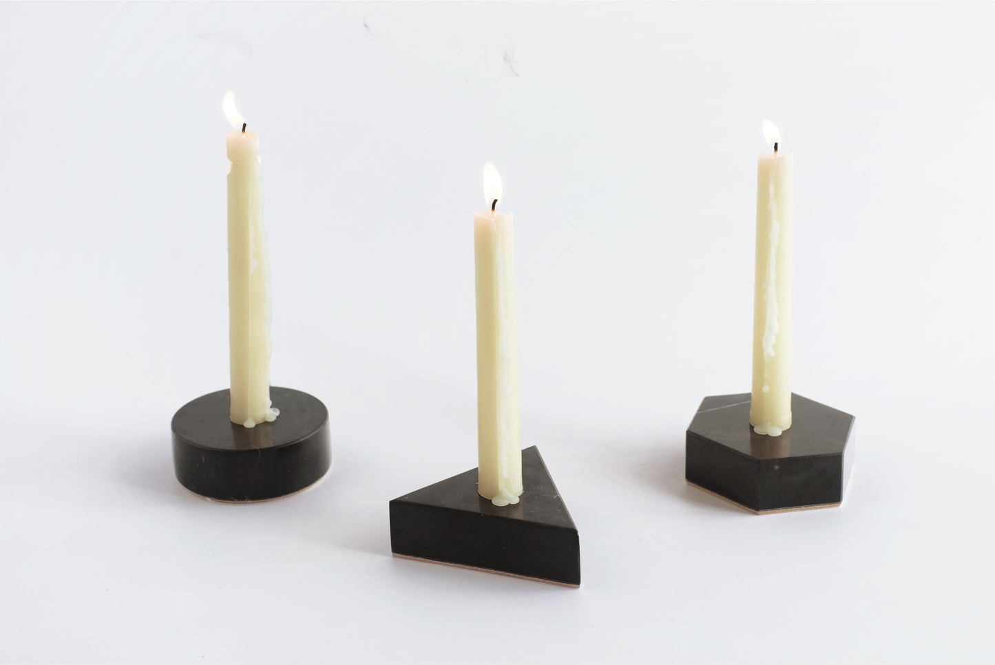 MARBLE CANDLE HOLDER - BLACK