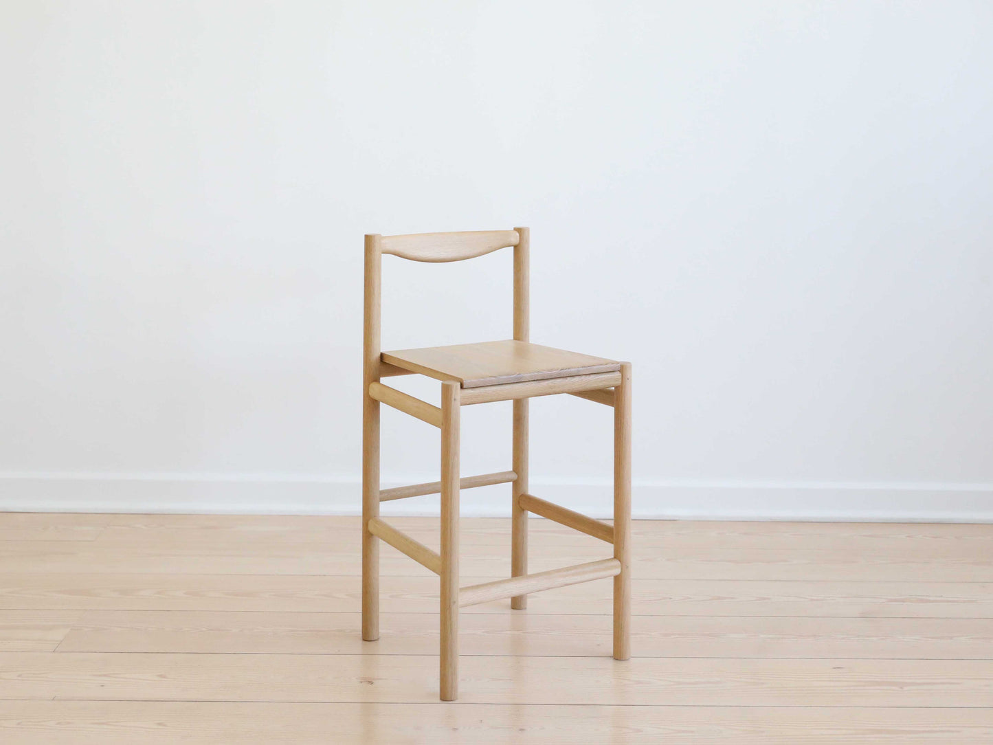 RANGE STOOLS Bar & Counter