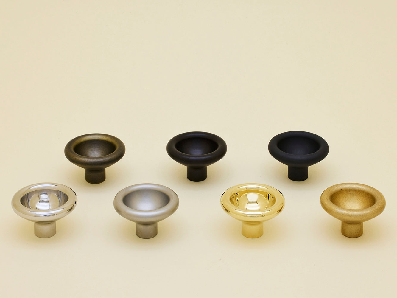 CONCAVE KNOBS - Brass