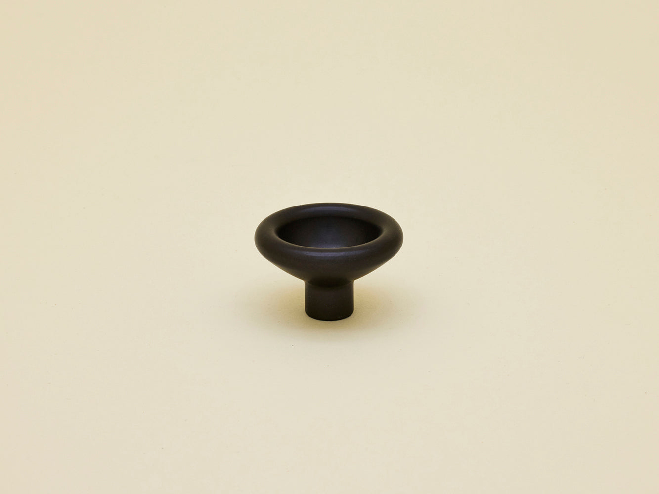 CONCAVE KNOBS - Brass