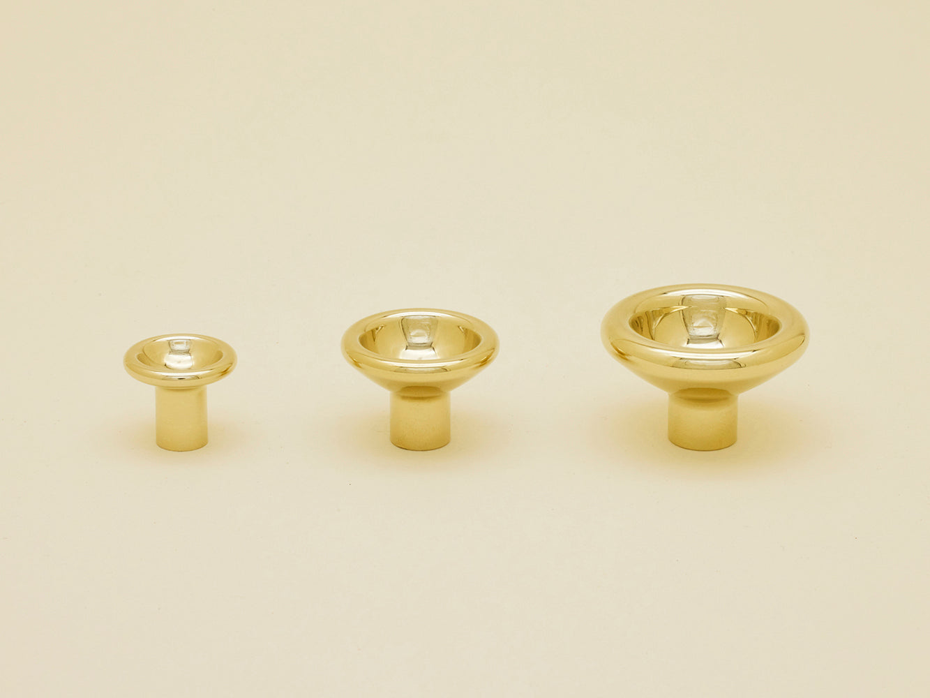 CONCAVE KNOBS - Brass