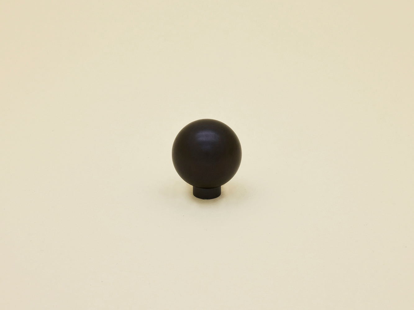 CONVEX KNOBS - Brass