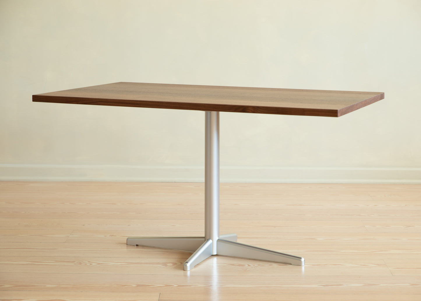 PILLAR DINING TABLE Pedestal