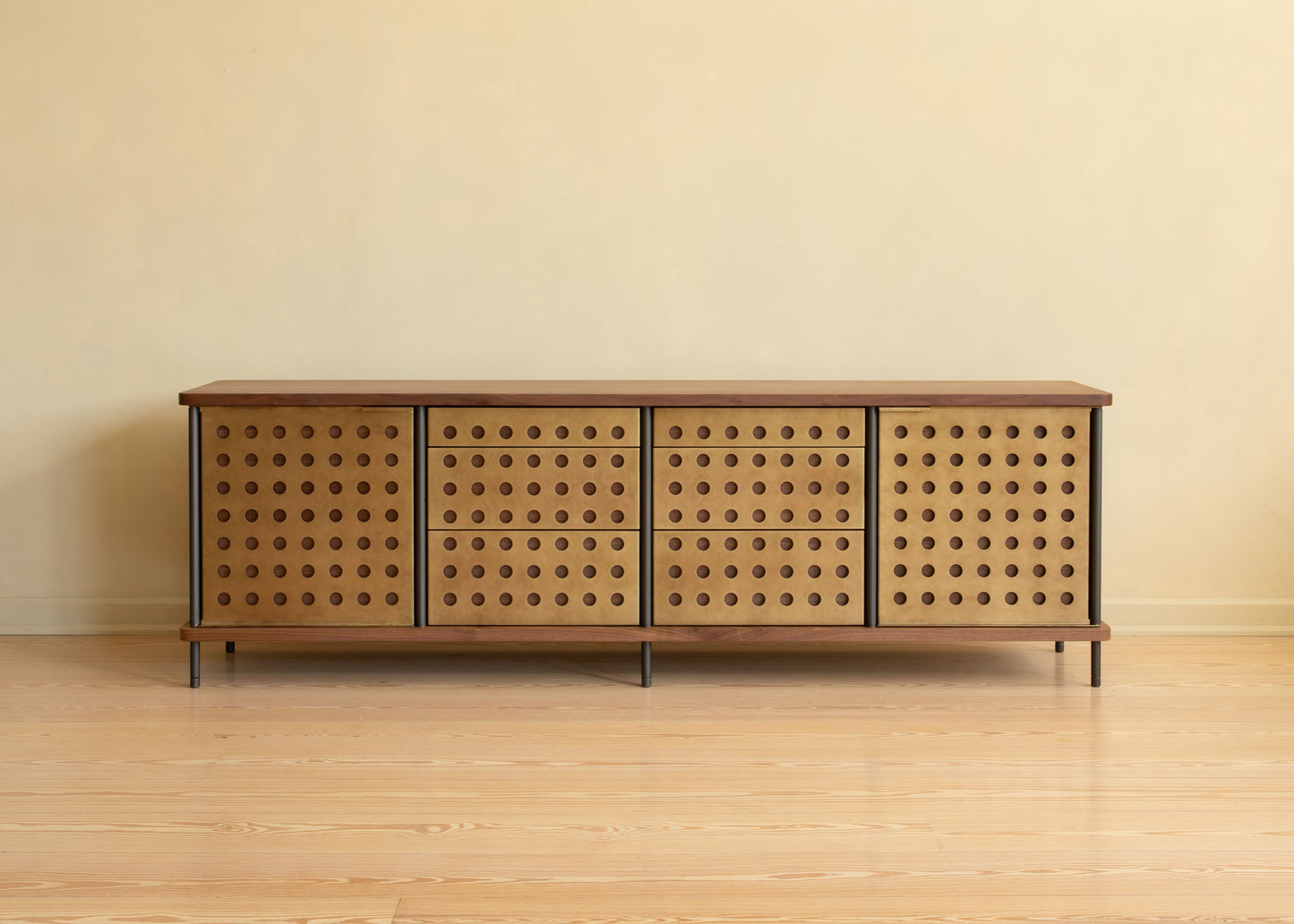 STRATA CREDENZA Four Bay