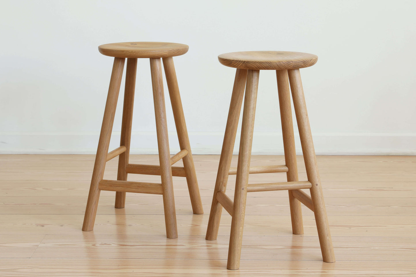 Range Stool White Oak_In Stock