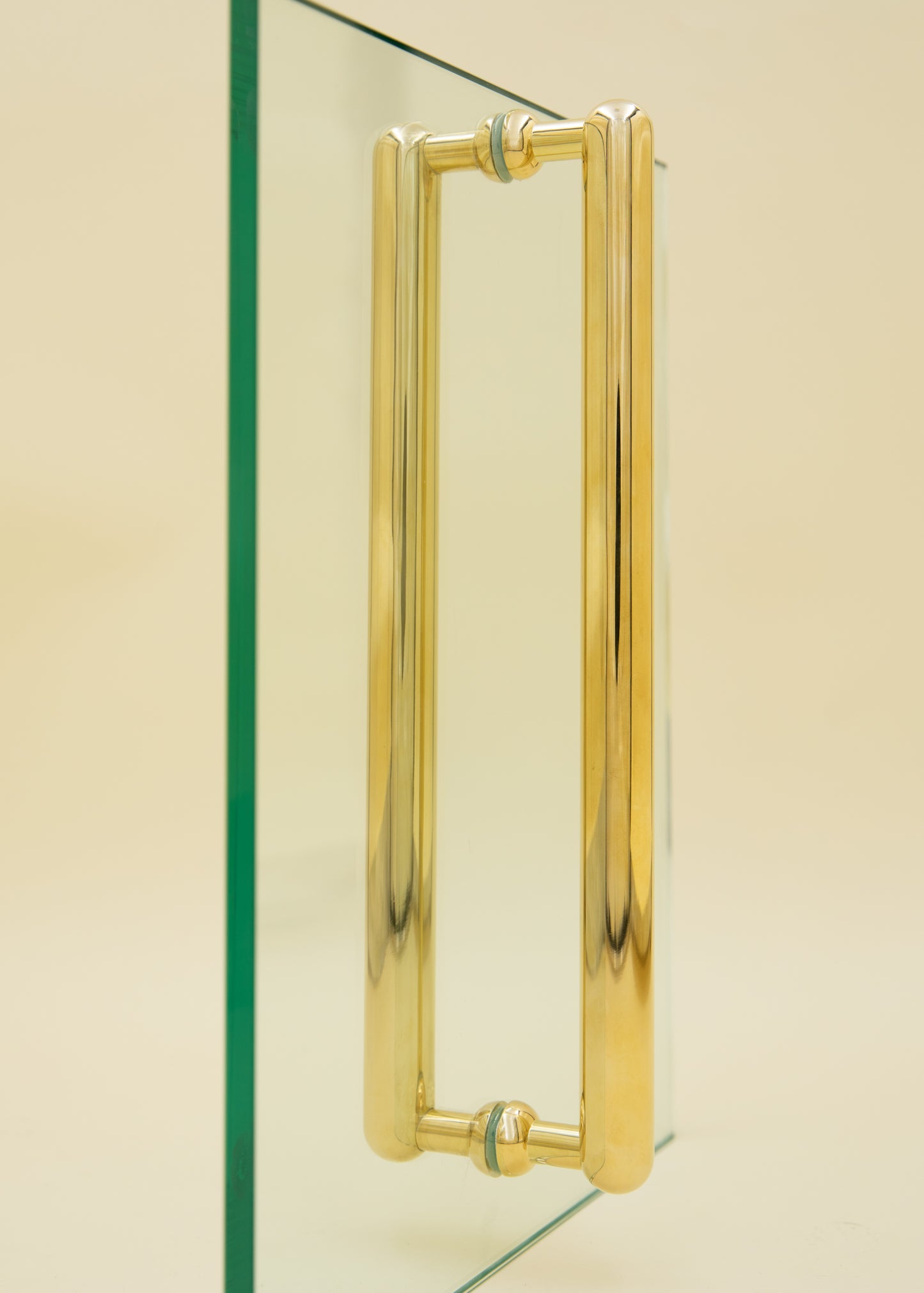 CONVEX SHOWER PULLS - Brass