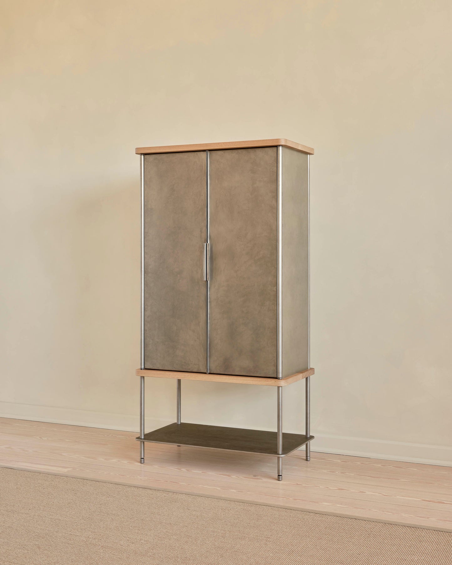 Strata Bar Cabinet