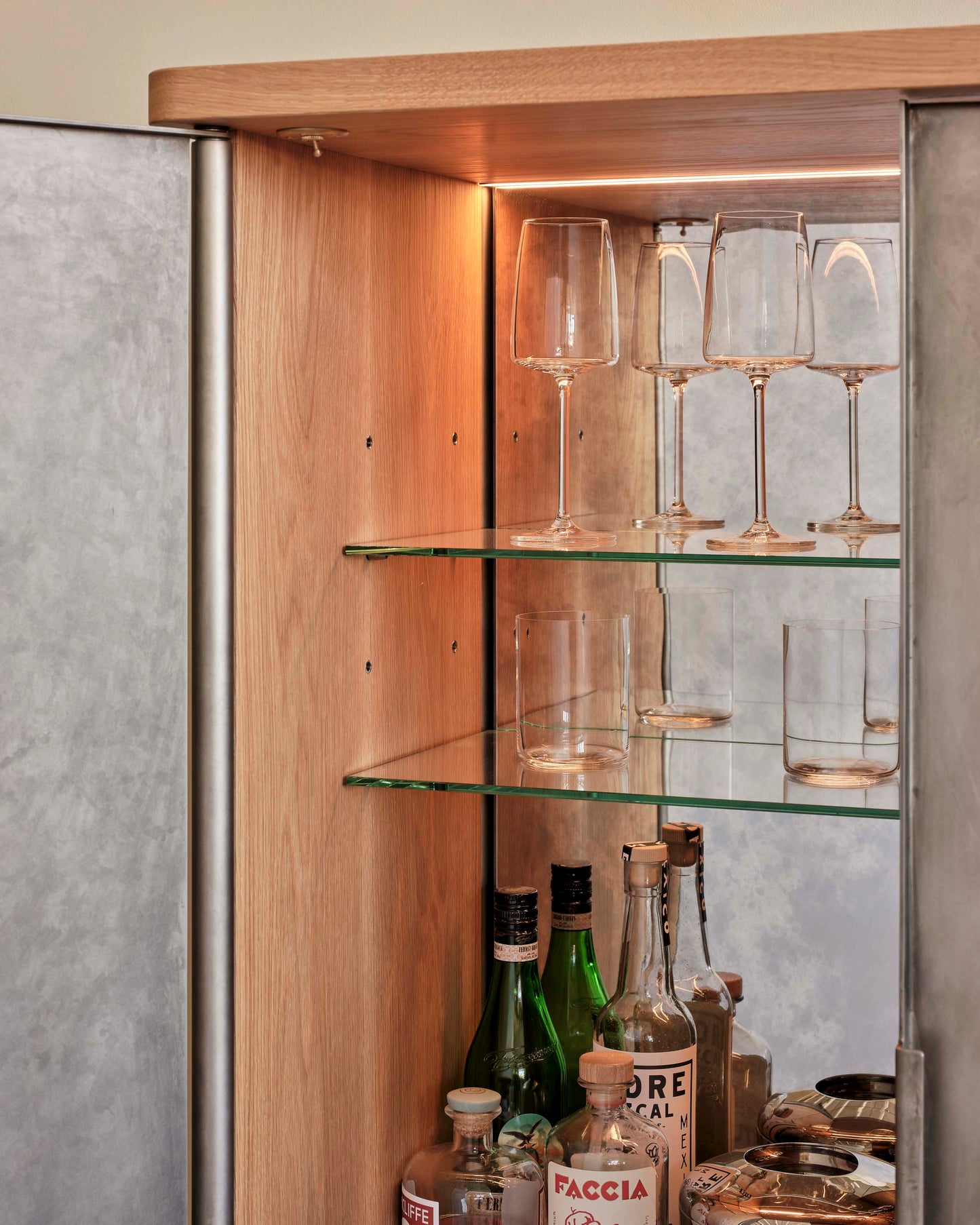 Strata Bar Cabinet