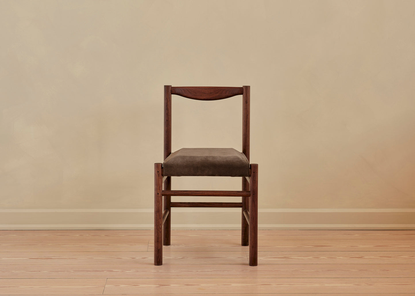 RANGE SIDE CHAIR