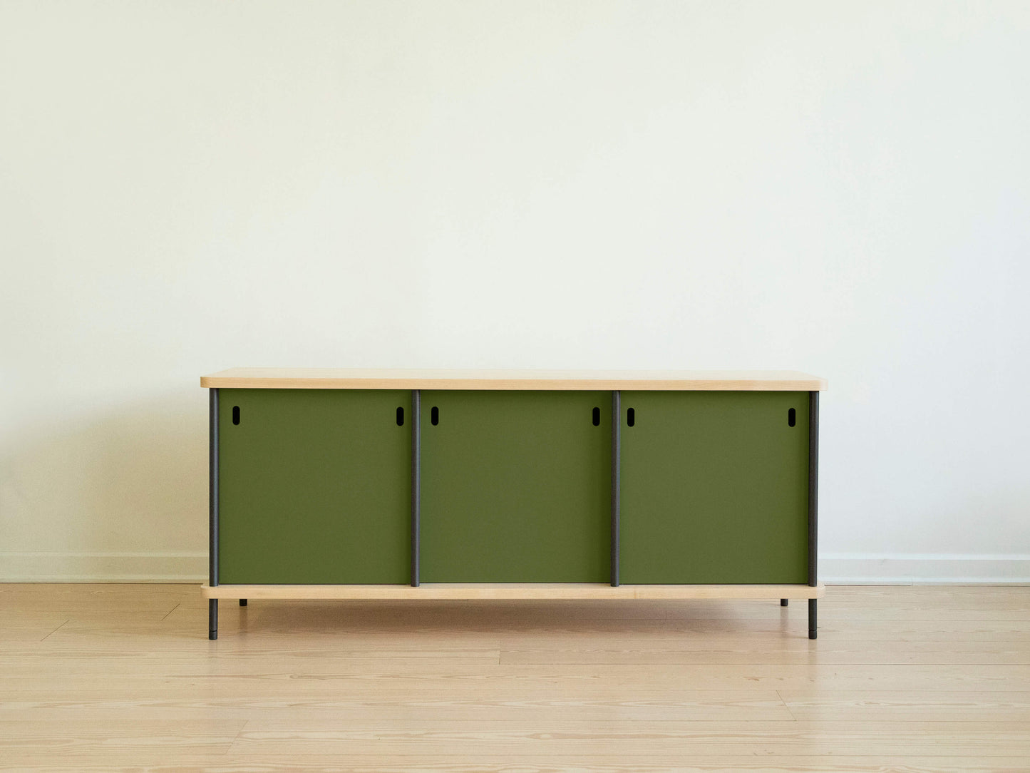 STRATA CREDENZA Three Bay