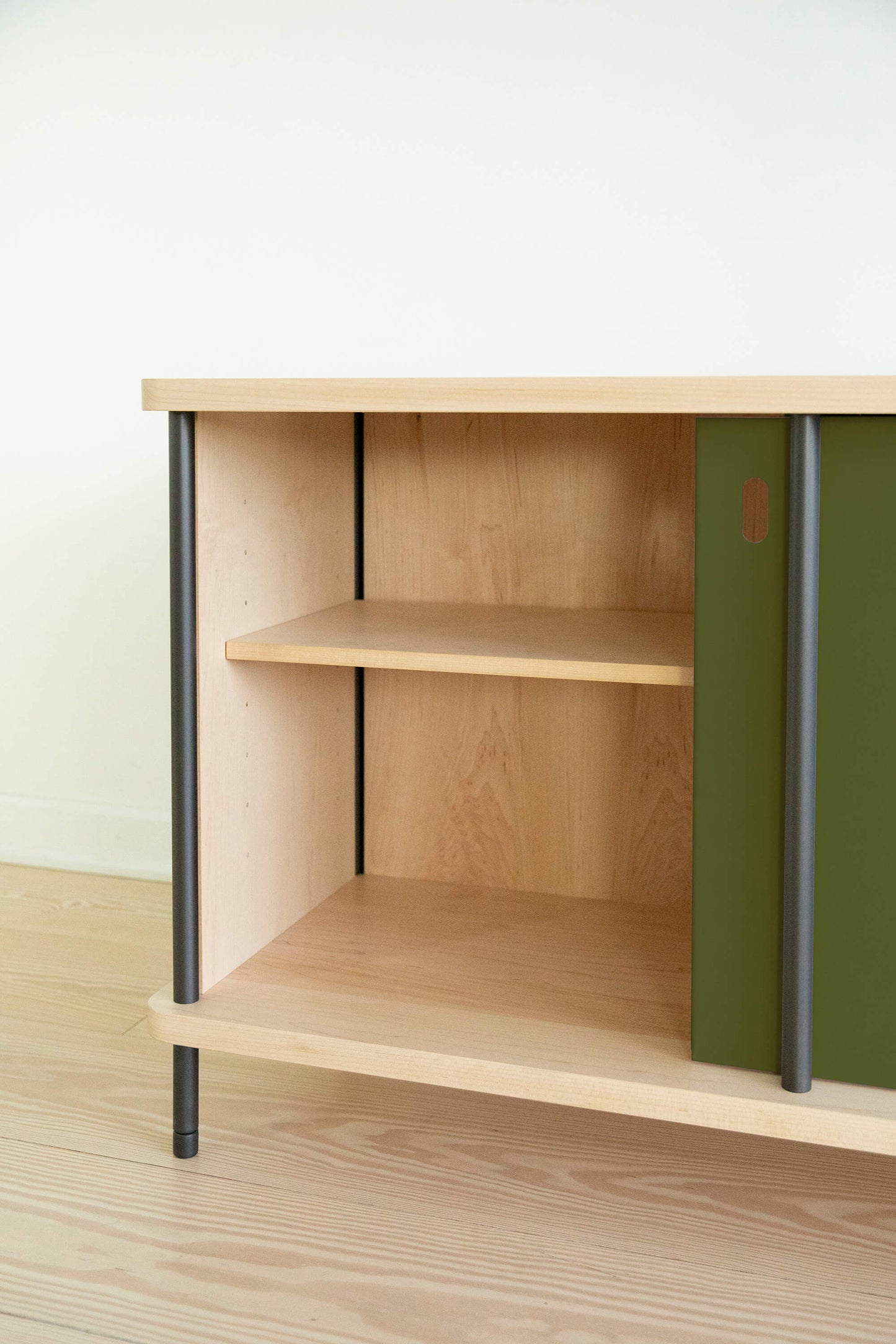 STRATA CREDENZA Three Bay