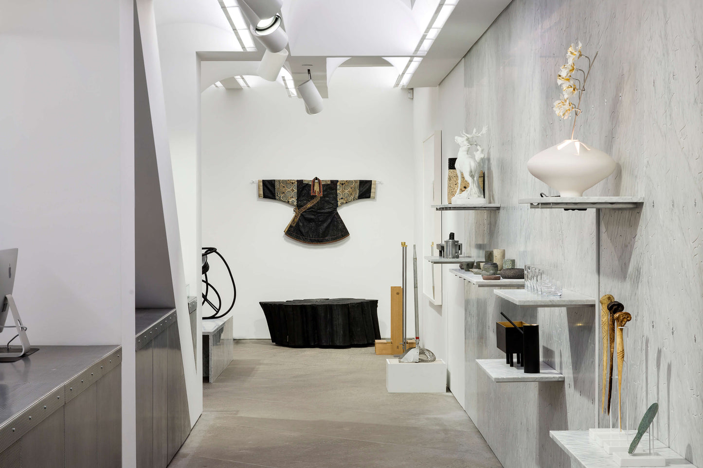 Chamber Gallery.  Photo: Andrew Zuckerman || Implements of Fire Set in Gallery